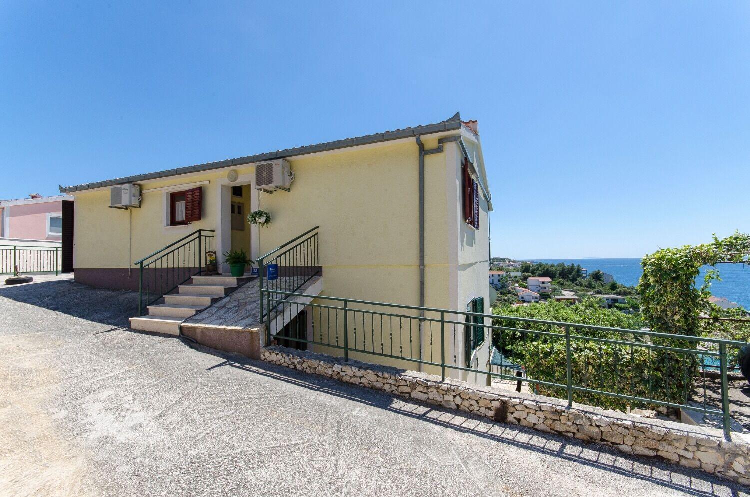 Apartments Bosiljka - By The Sea Sevid Exterior foto