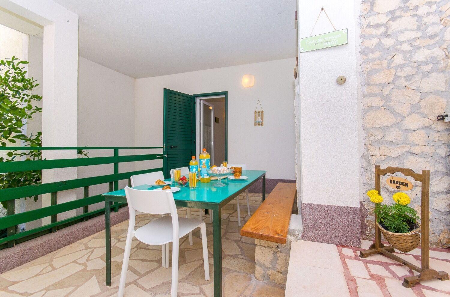 Apartments Bosiljka - By The Sea Sevid Exterior foto