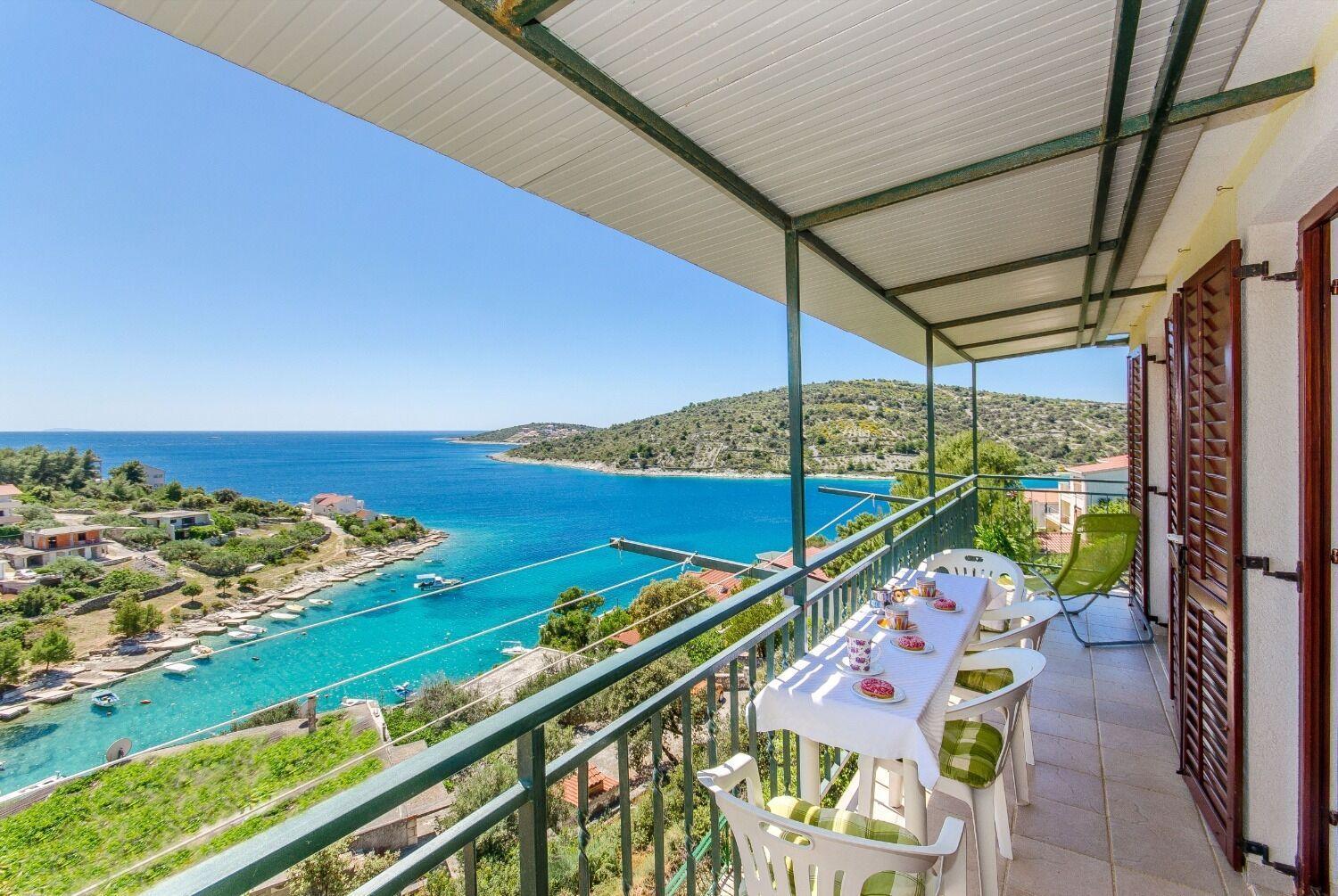 Apartments Bosiljka - By The Sea Sevid Exterior foto