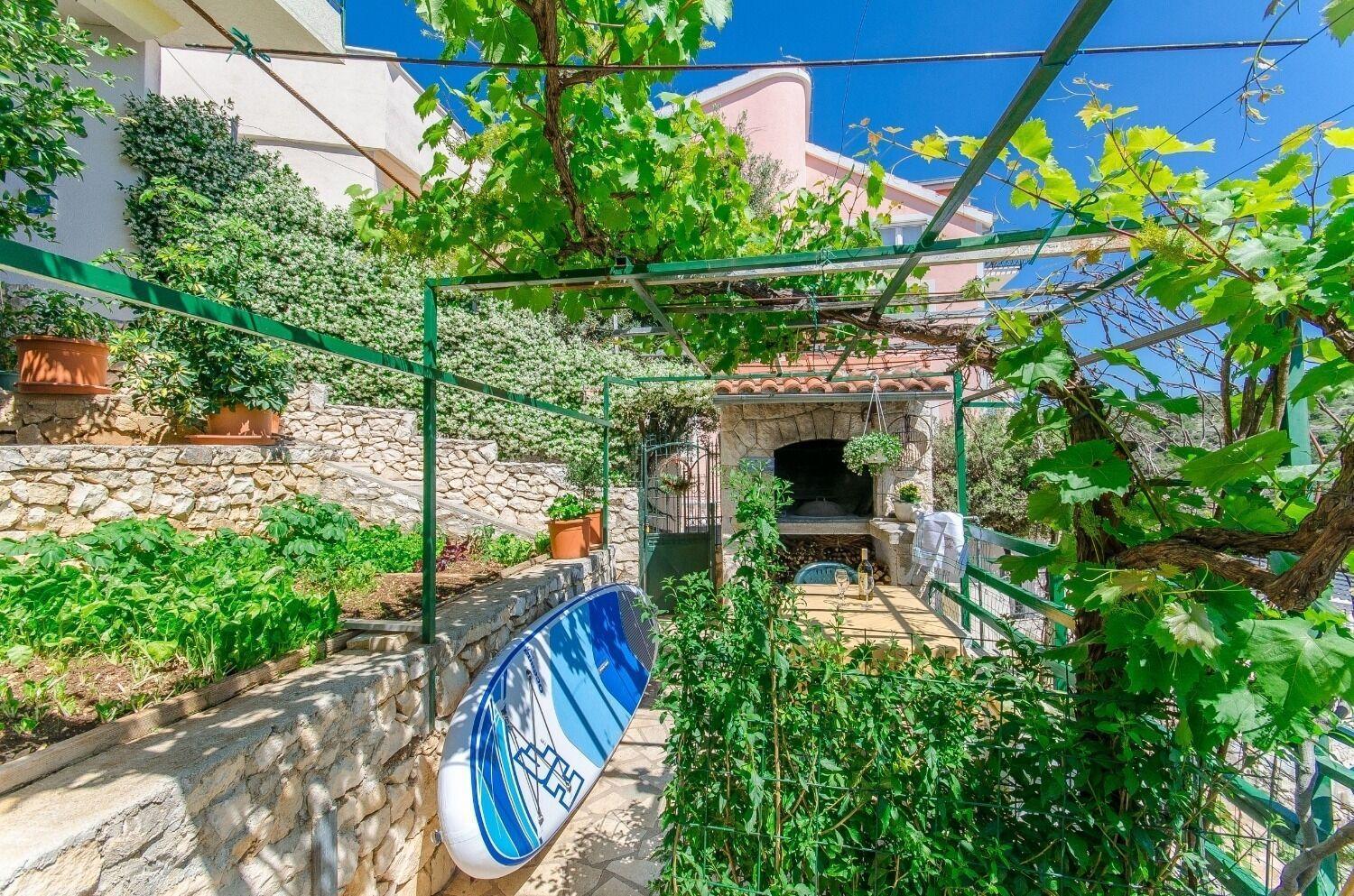 Apartments Bosiljka - By The Sea Sevid Exterior foto